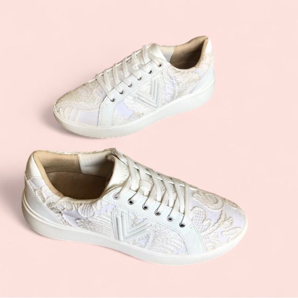Vionic Women's Keany Lace Up Size 10 Color White